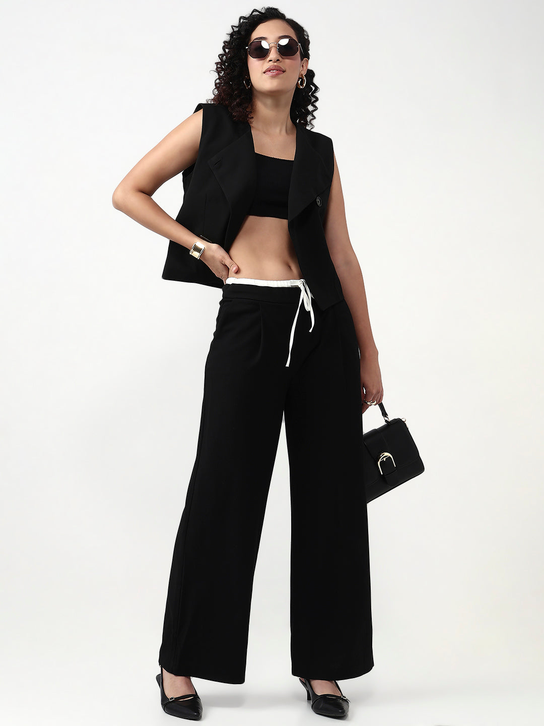 Modern Minimal Black Cord Set