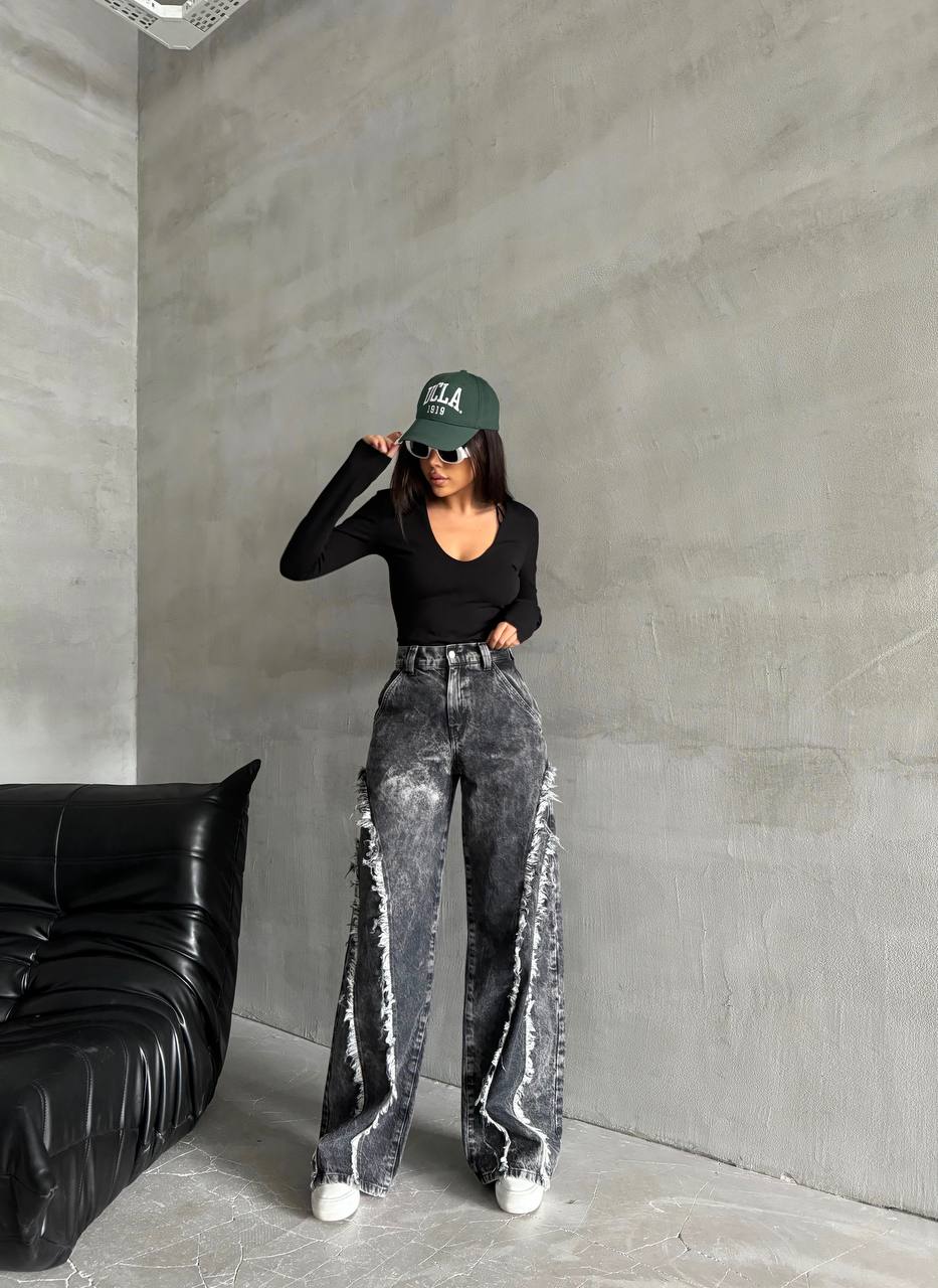 Distressed Wide-Leg High-Waist Cotton Black Jeans