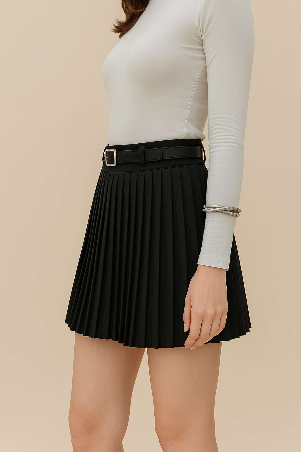 Black Pleated Polyester-Viscose Skirt with Belt
