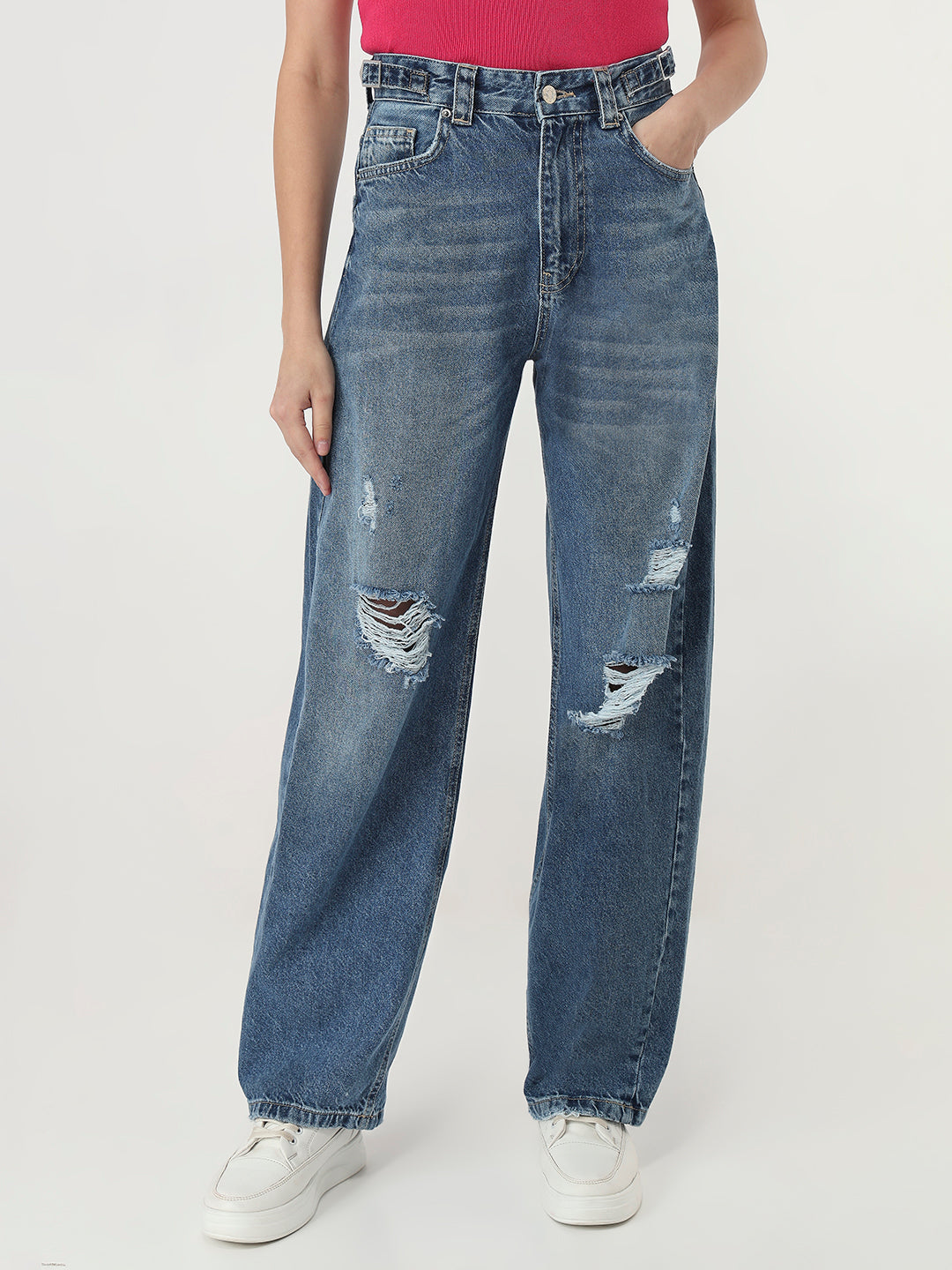 Classic ripped denim